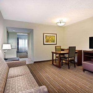 Premium King Suite Non-Smoking